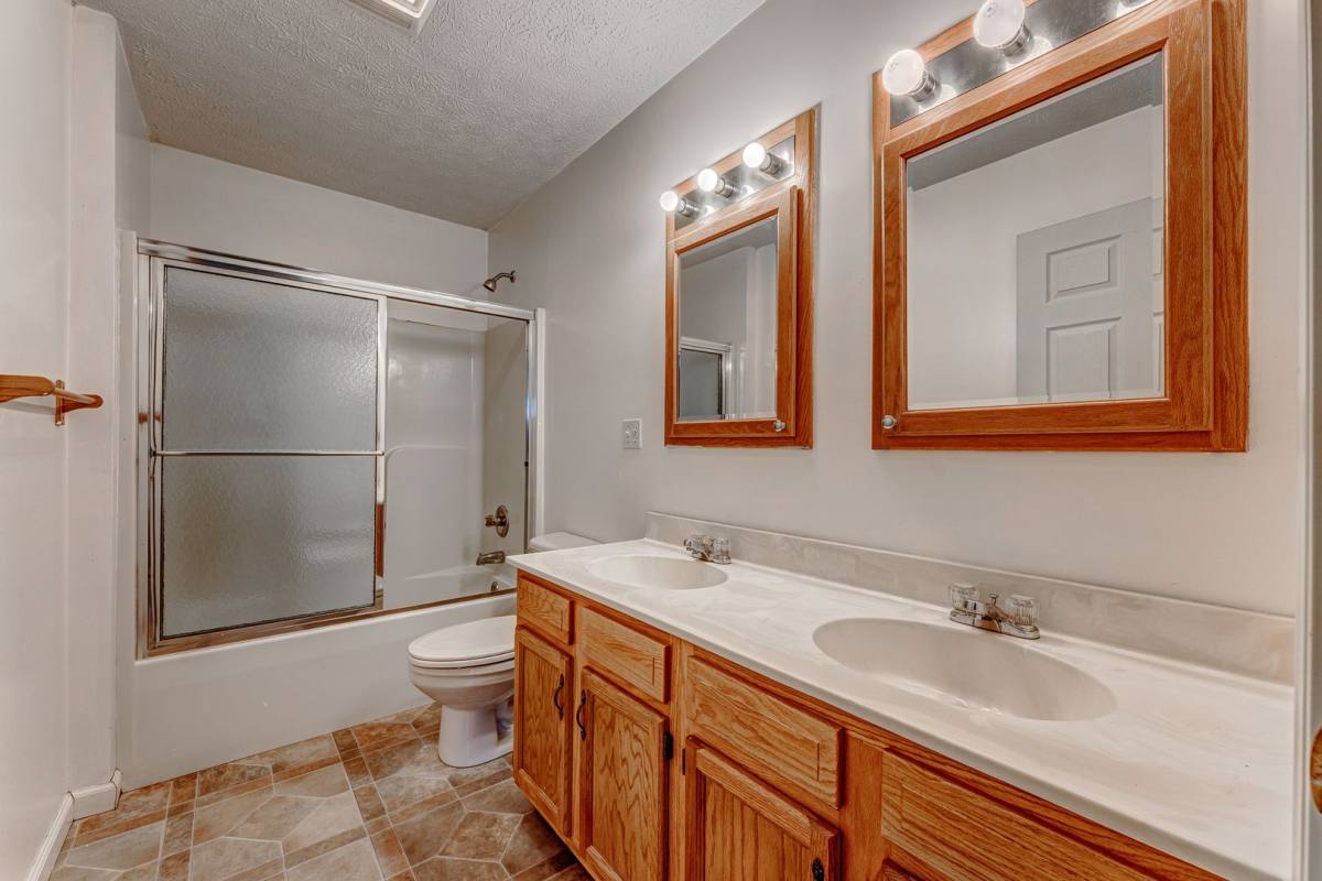 Apartment for rent at 749 Garrison Ave, Morgantown, WV 26505