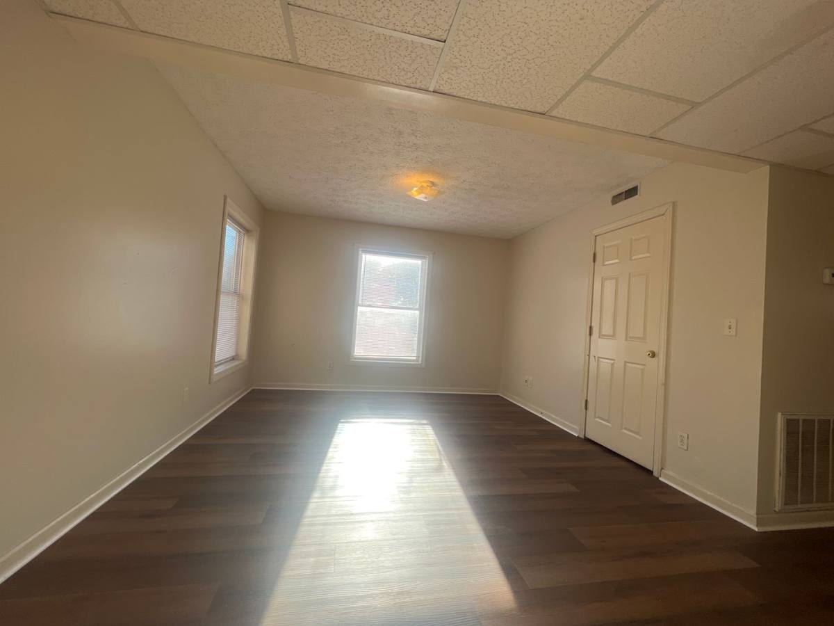 Apartment for rent at 749 Garrison Ave, Morgantown, WV 26505