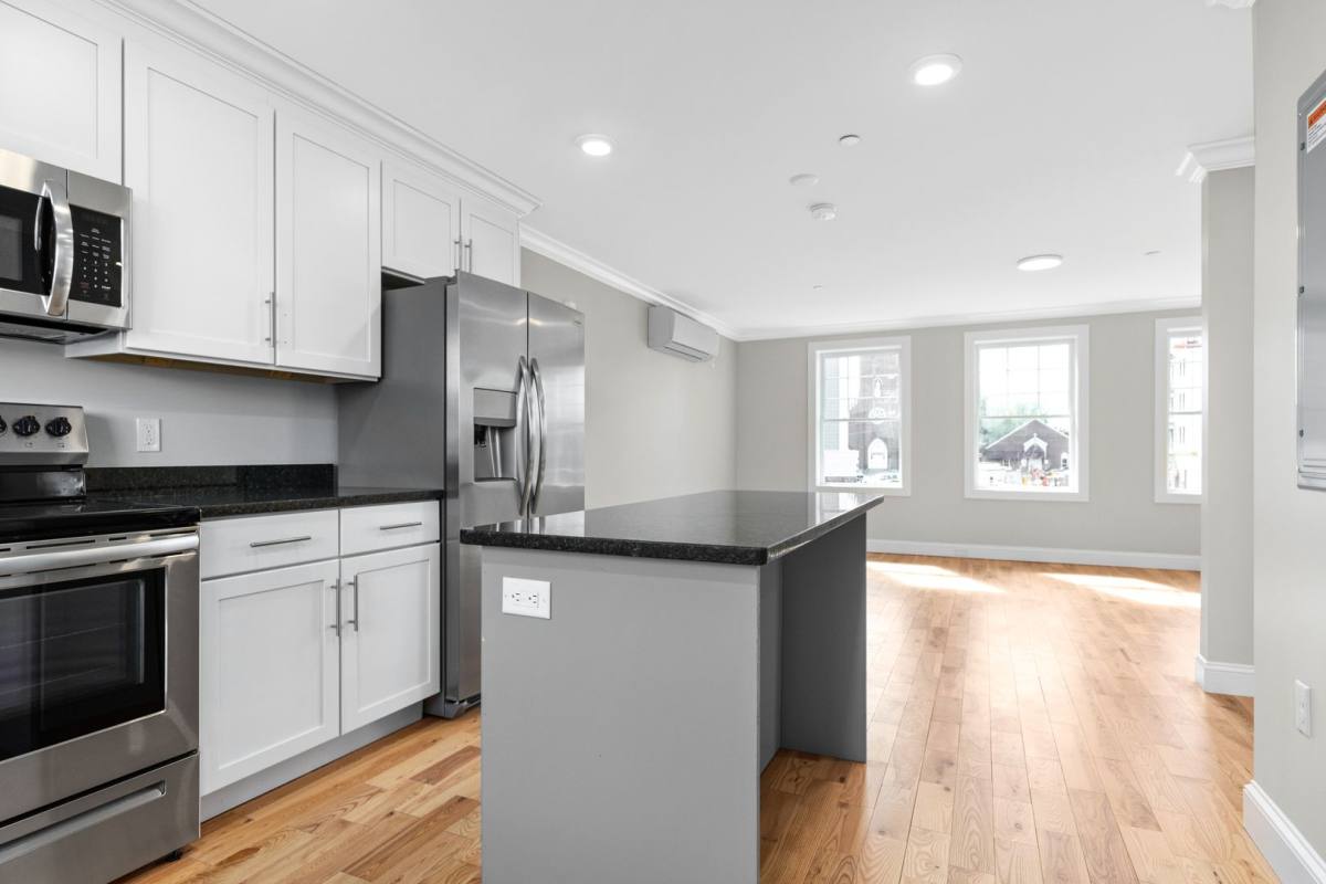 Townhouse for rent at 21 Third St, Dover, NH 03820