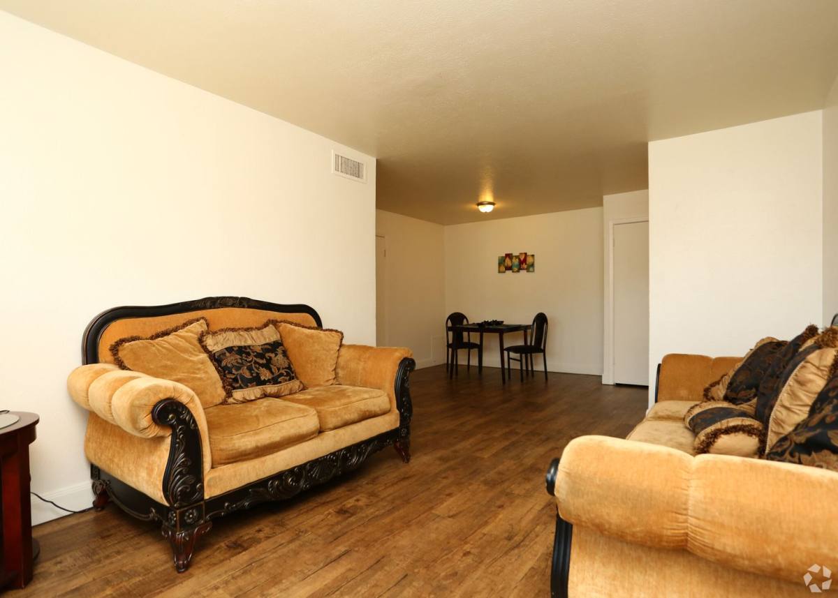 Apartment for rent at 2724 Robinson Dr, Waco, TX 76706
