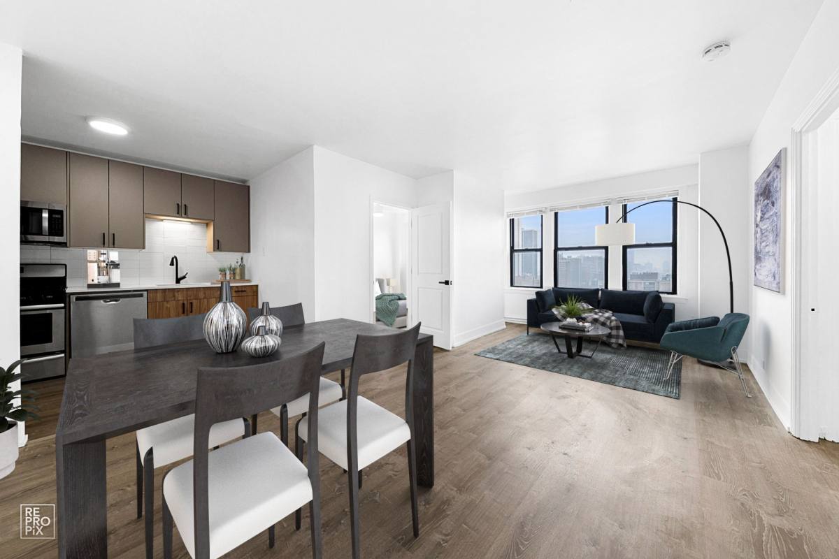 Apartment for rent at 6230 N Kenmore, Chicago, IL 60660