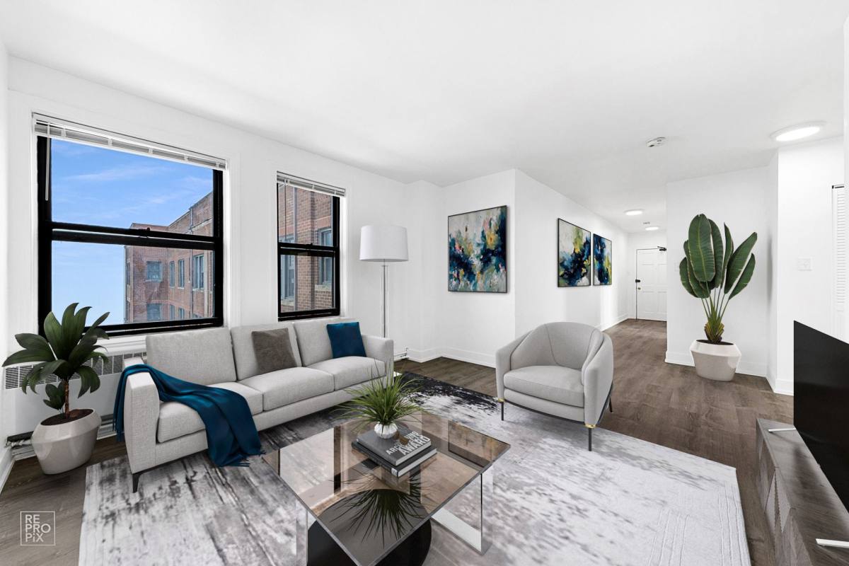 Apartment for rent at 6230 N Kenmore, Chicago, IL 60660