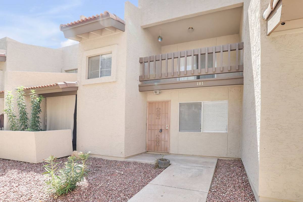 Apartment for rent at 520 N Stapley, Gilbert, AZ 85299