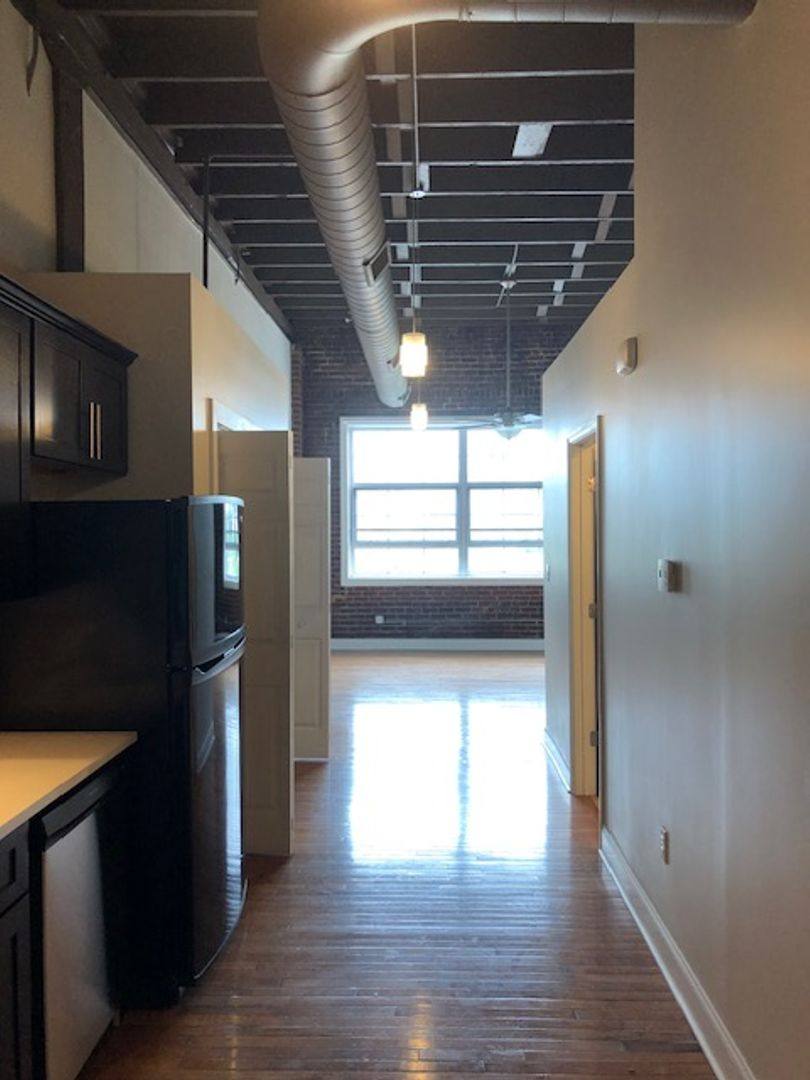 Apartment for rent at 232 E 11th St, Chattanooga, TN 37402