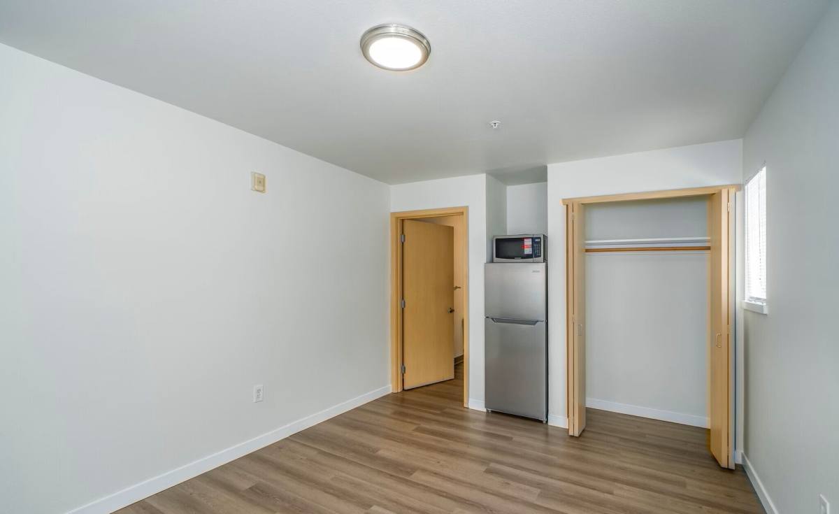 Apartment for rent at 4548 20th Ave NE, Seattle, WA 98105