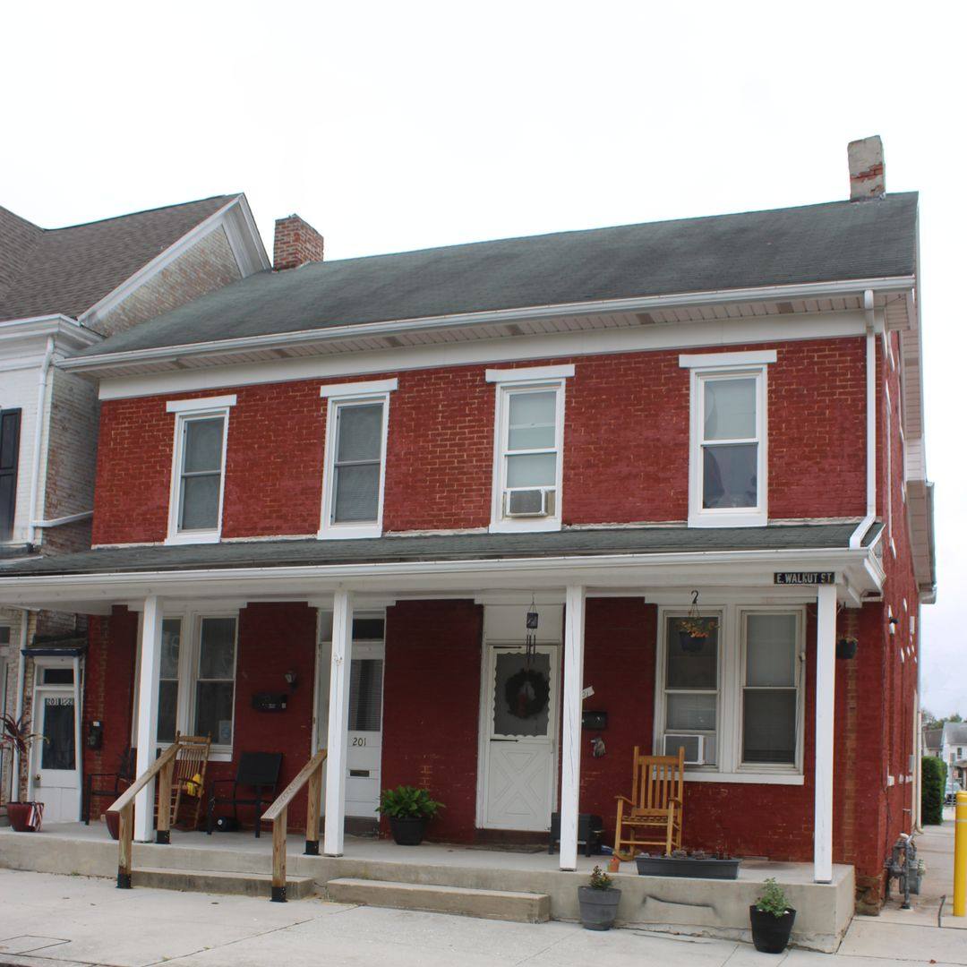 Apartment for rent at 201 1 2 E Walnut St, Hanover, PA 17331