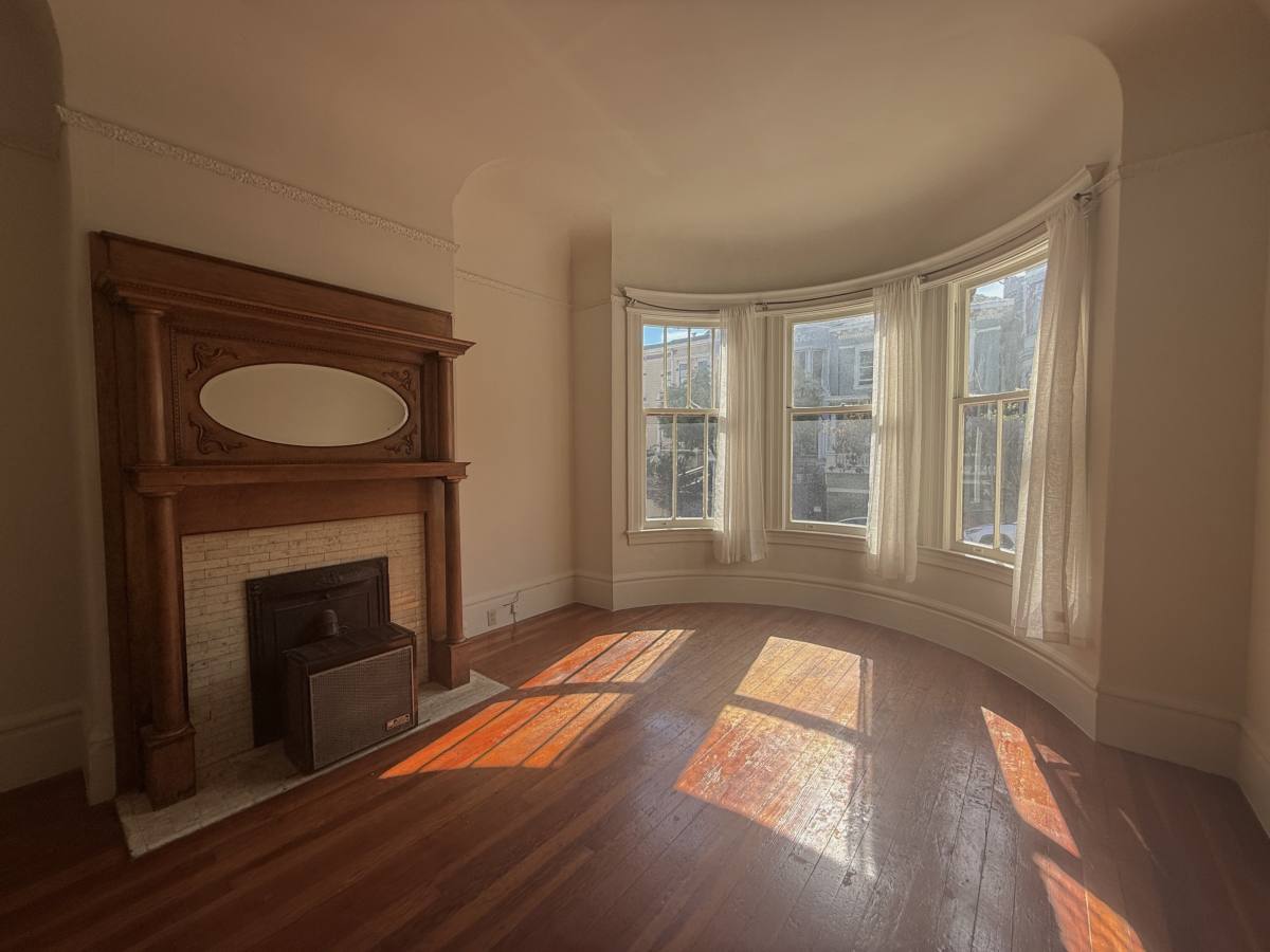 Apartment for rent at 542 Union St #1, San Francisco, CA 94133