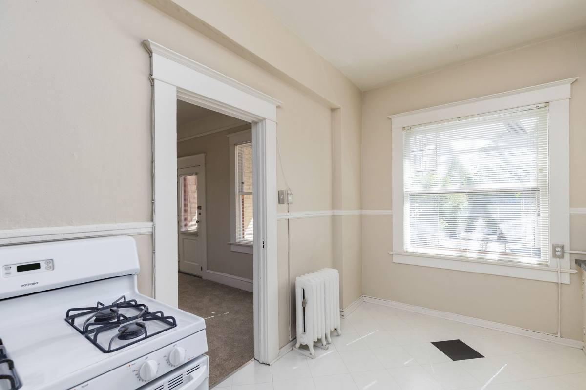 Apartment for rent at 760 SW Vista Ave, Portland, OR 97205