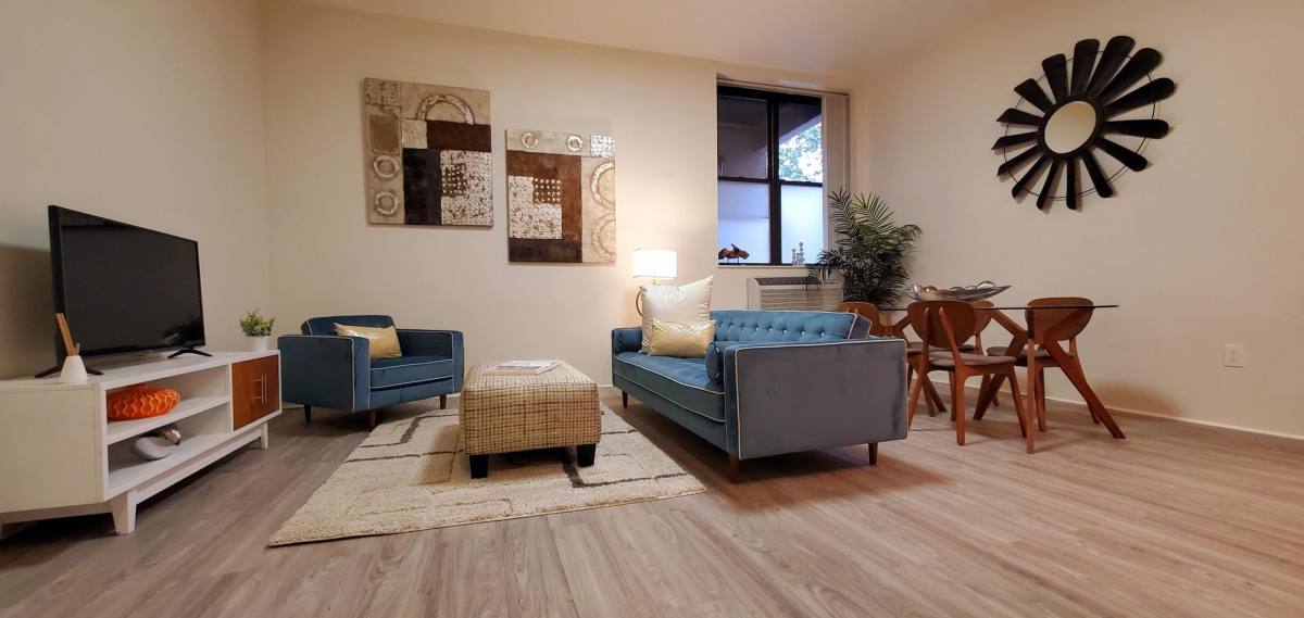 Apartment for rent at 11 New St, Somerville, NJ 08876