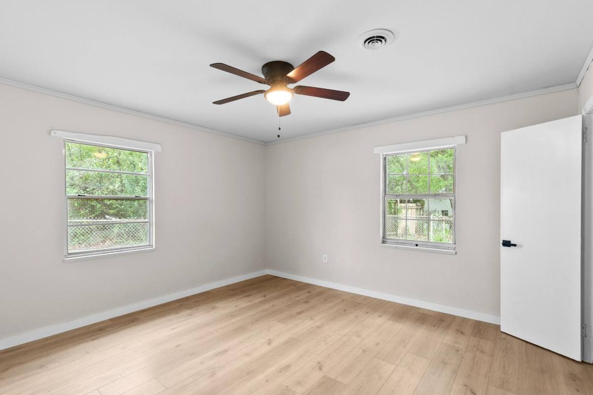 Apartment for rent at 725 40th Place #2, Fairfield, AL 35064
