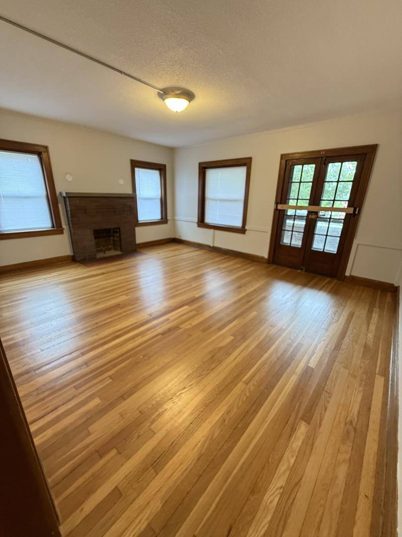 House for rent at 853 Barnett Ave #2F, Kansas City, KS 66101