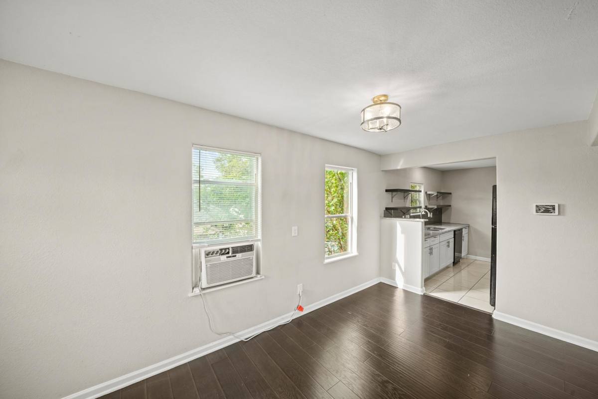 Apartment for rent at 1205 Morris St #A, Houston, TX 77009