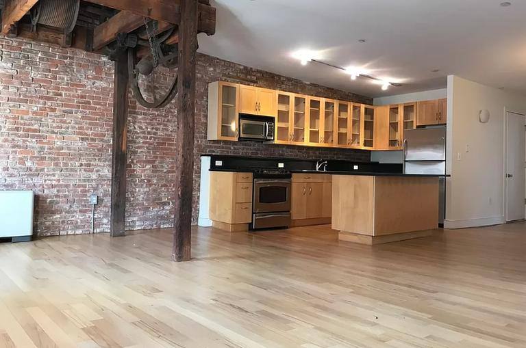 Apartment for rent at 214 Front St #6H, New York, NY 10038