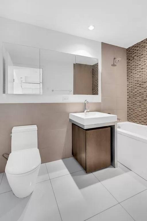 Apartment for rent at 214 N 11th St #3D, Brooklyn, NY 11211