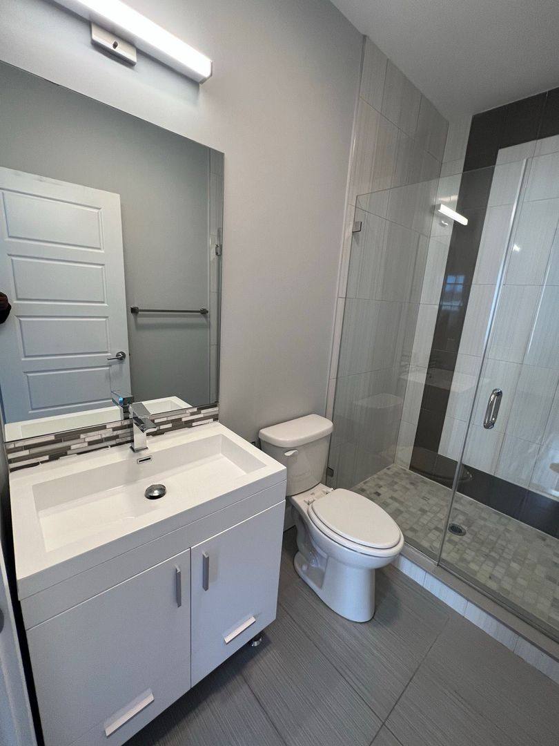 Apartment for rent at 5800 Washington St, West New York, NJ 07093