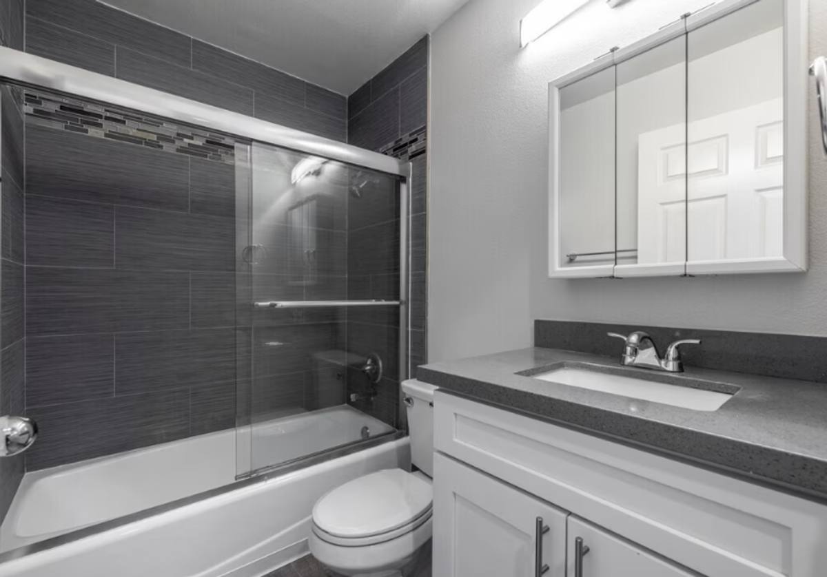 Apartment for rent at 8715 Burton Way, Los Angeles, CA 90048