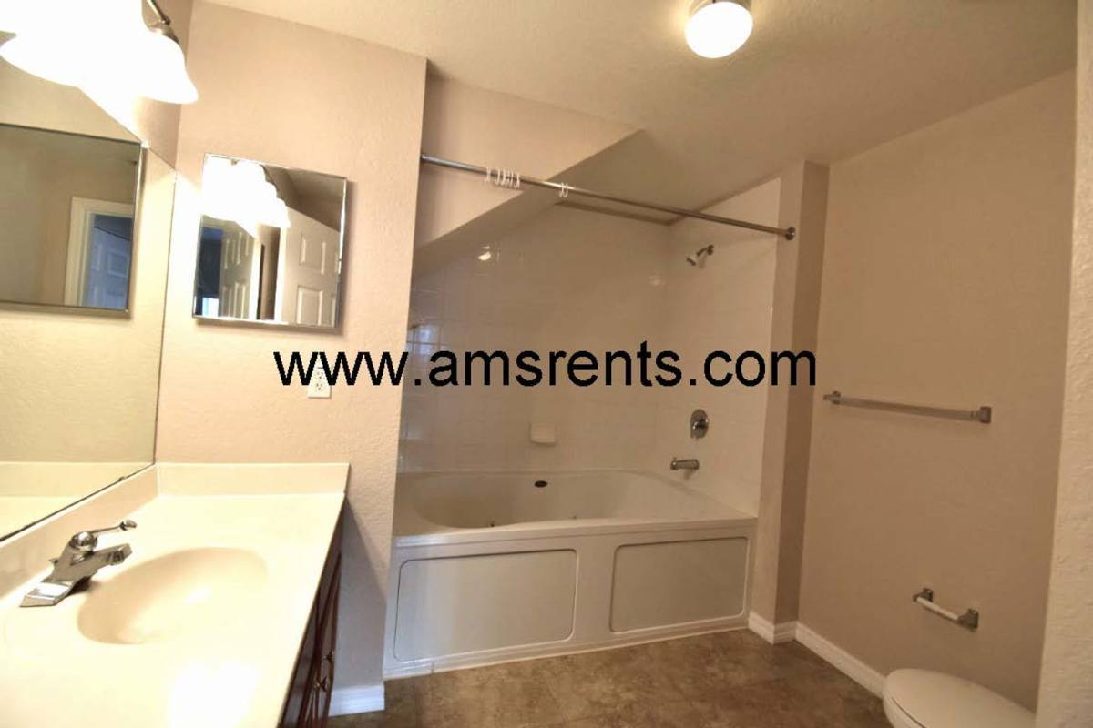 Townhouse for rent at 4601 Yellowgold Rd W, Kissimmee, FL 34746