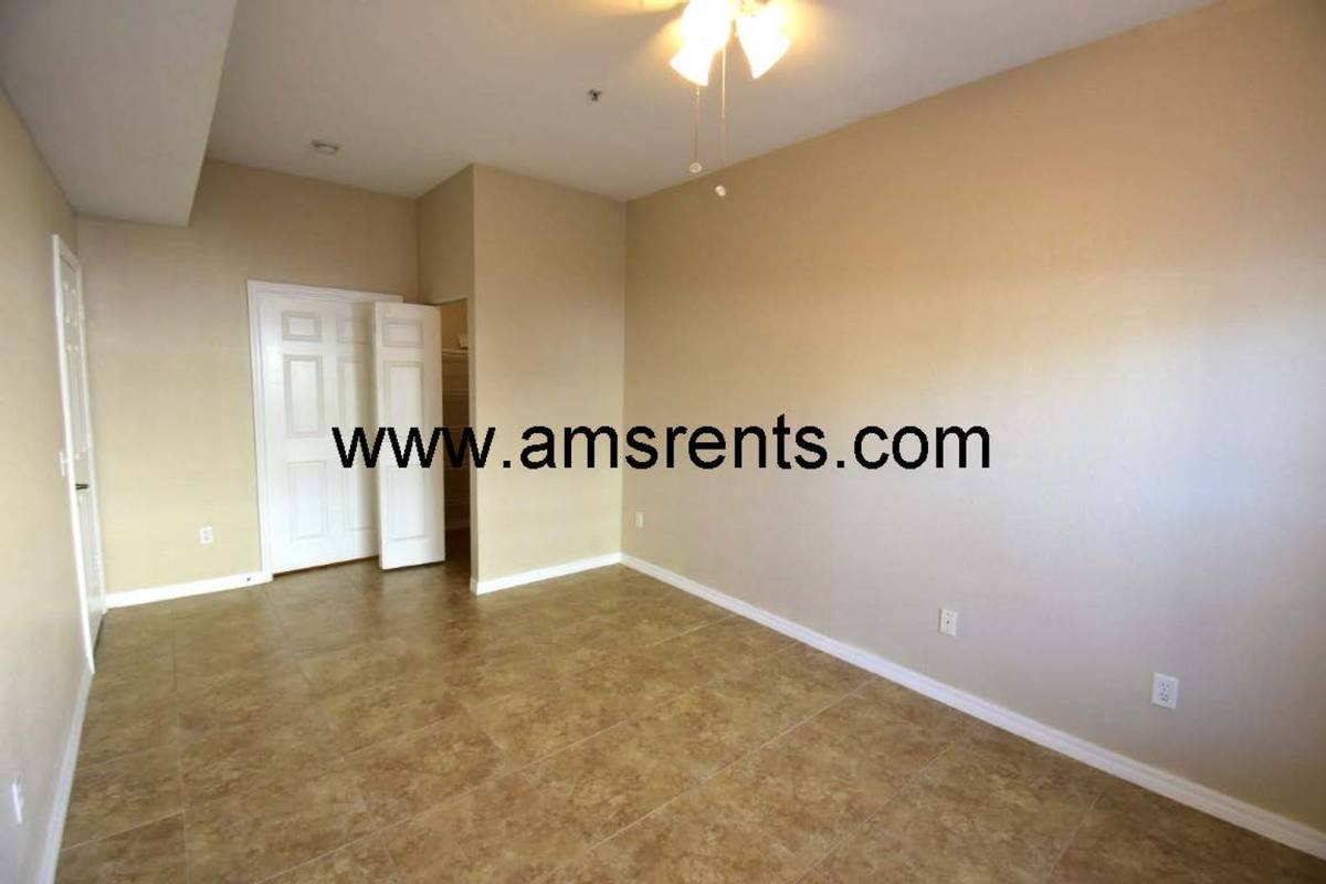 Townhouse for rent at 4601 Yellowgold Rd W, Kissimmee, FL 34746