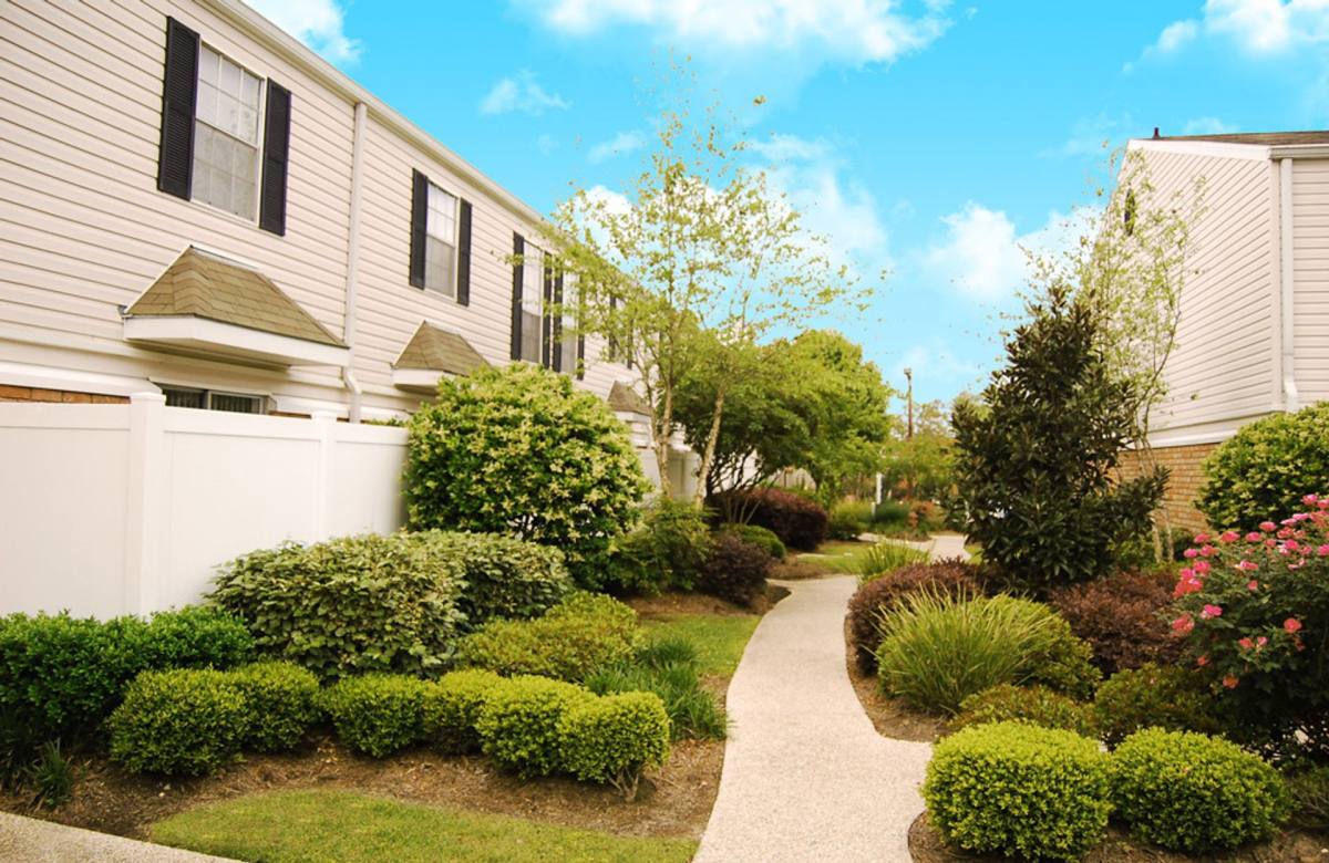 Apartment for rent at 250 Brownswitch Rd, Slidell, LA 70458