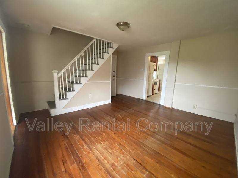 Apartment for rent at 46 Old Amherst Rd #2, Sunderland, MA 01375