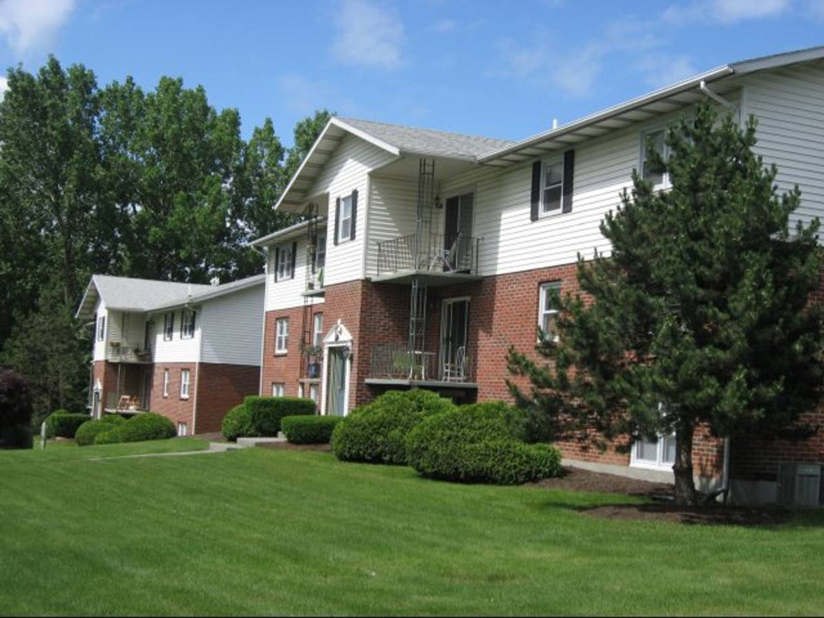 Apartment for rent at 110 Colleen Rd, Troy, NY 12180