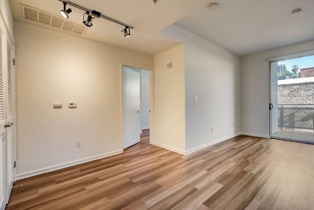 Apartment for rent at 65 W Dayton St, Pasadena, CA 91105
