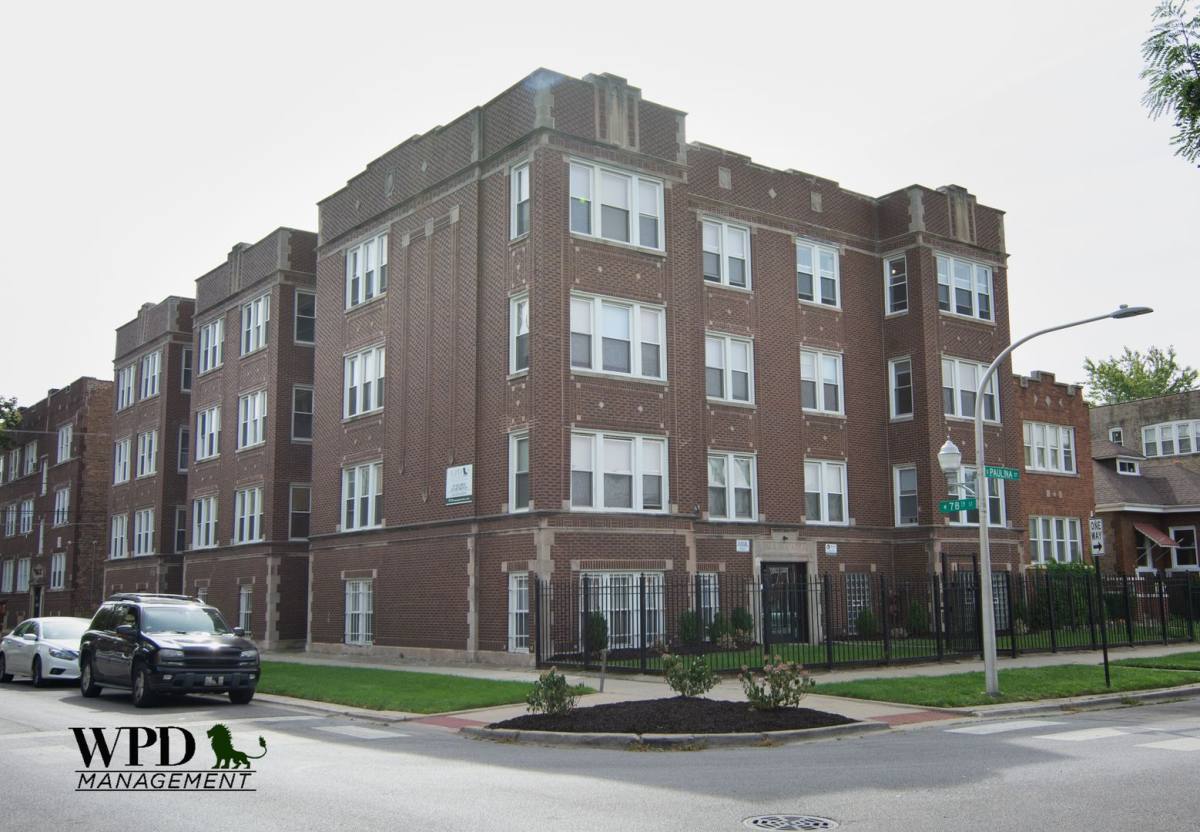 Apartment for rent at 7801 S Paulina St, Chicago, IL 60620