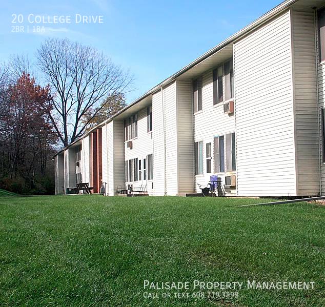 Apartment for rent at 20 College Dr, Platteville, WI 53818