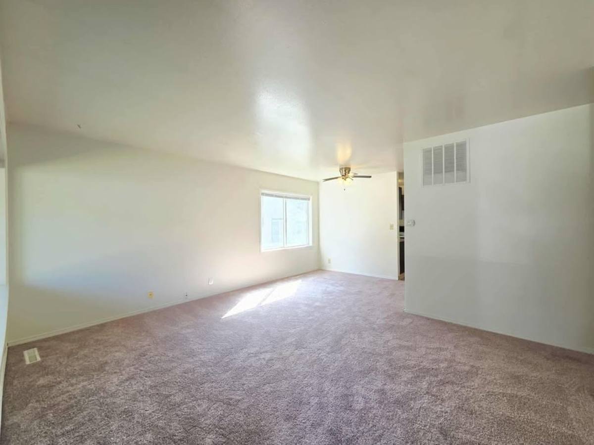 Apartment for rent at 702 Gellatly St, Wenatchee, WA 98801