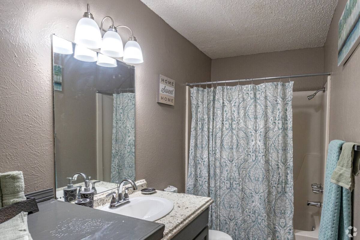 Apartment for rent at 2704 NW 52nd St, Lawton, OK 73505