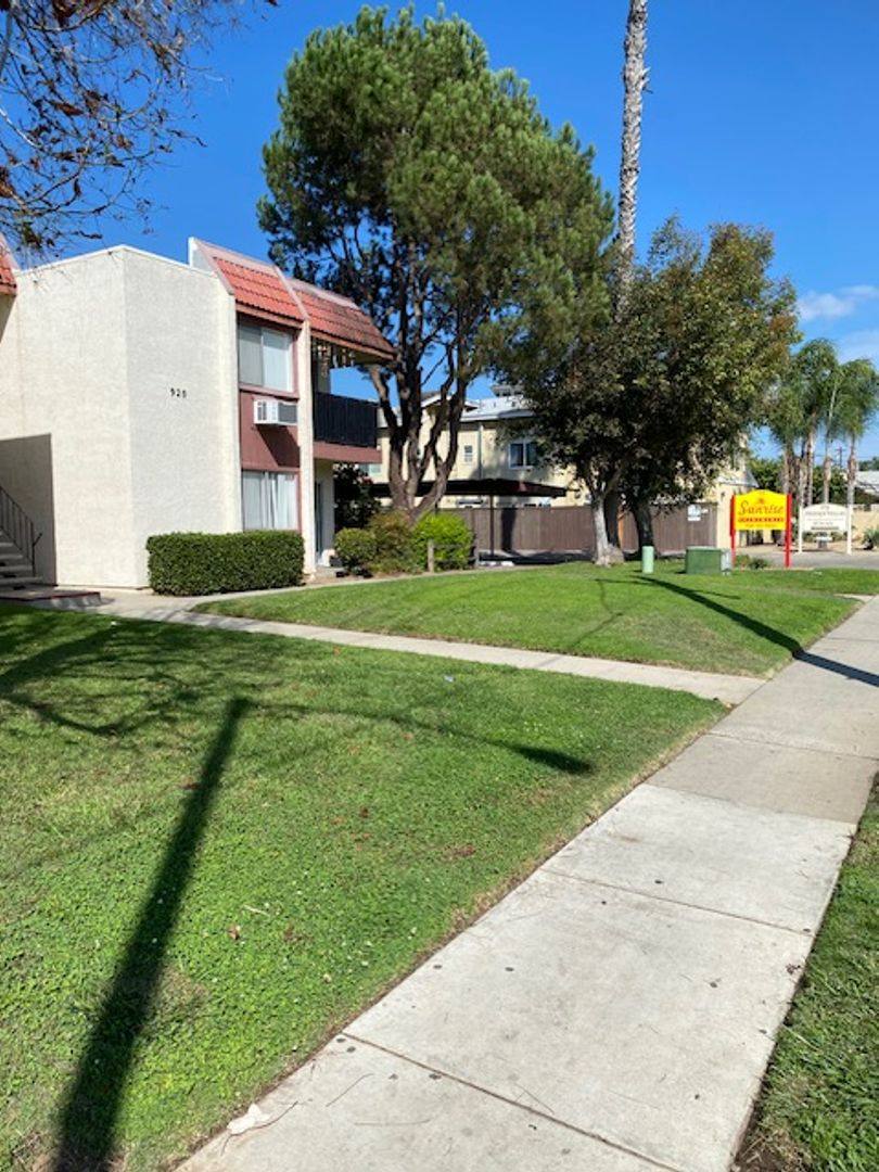 920-960 E Mission Ave, Escondido, CA 92025 (#82077108) | RentalSource