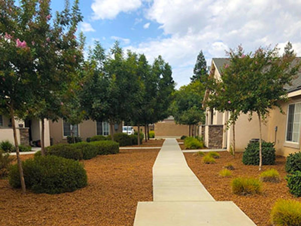 Apartment for rent at 102 N Fowler Ave, Clovis, CA 93611