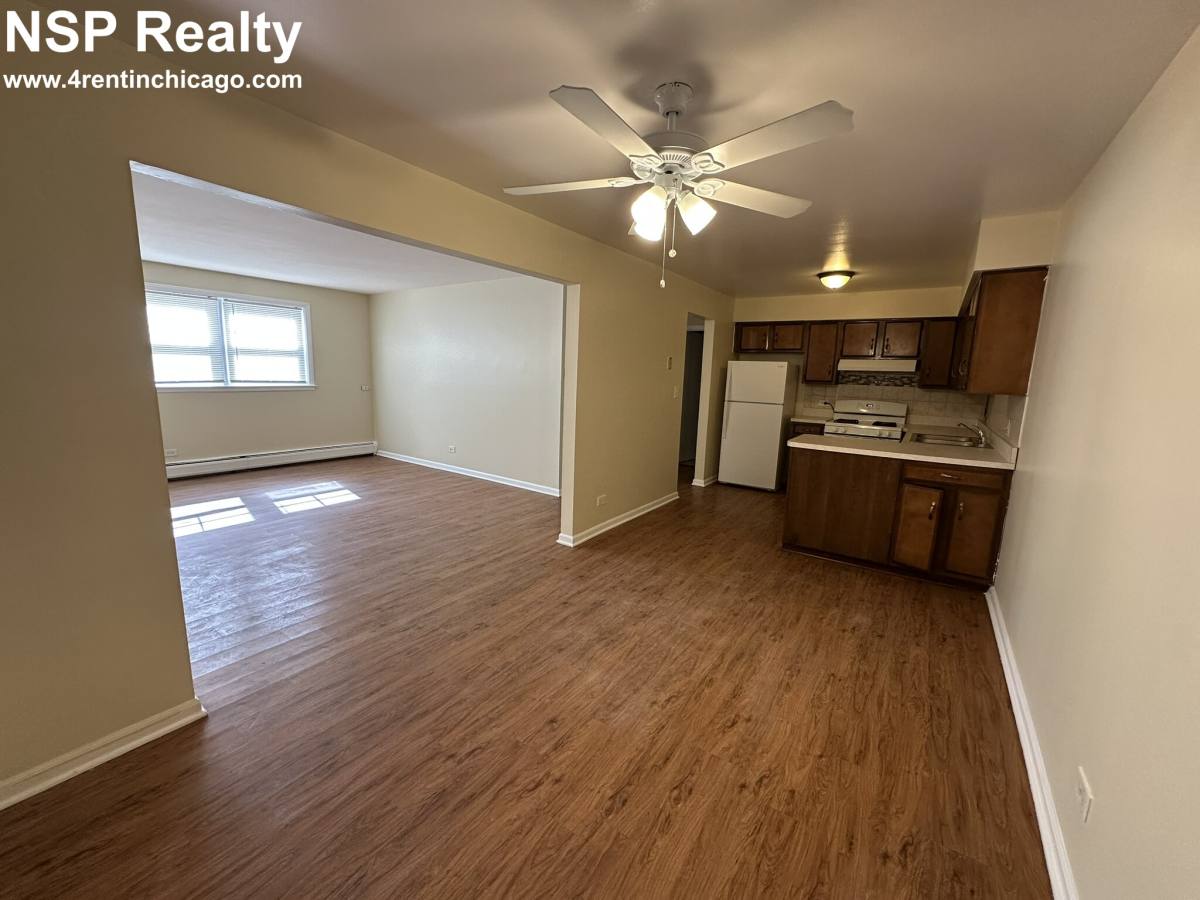Apartment for rent at 630 Lincoln #104, Addison, IL 60101