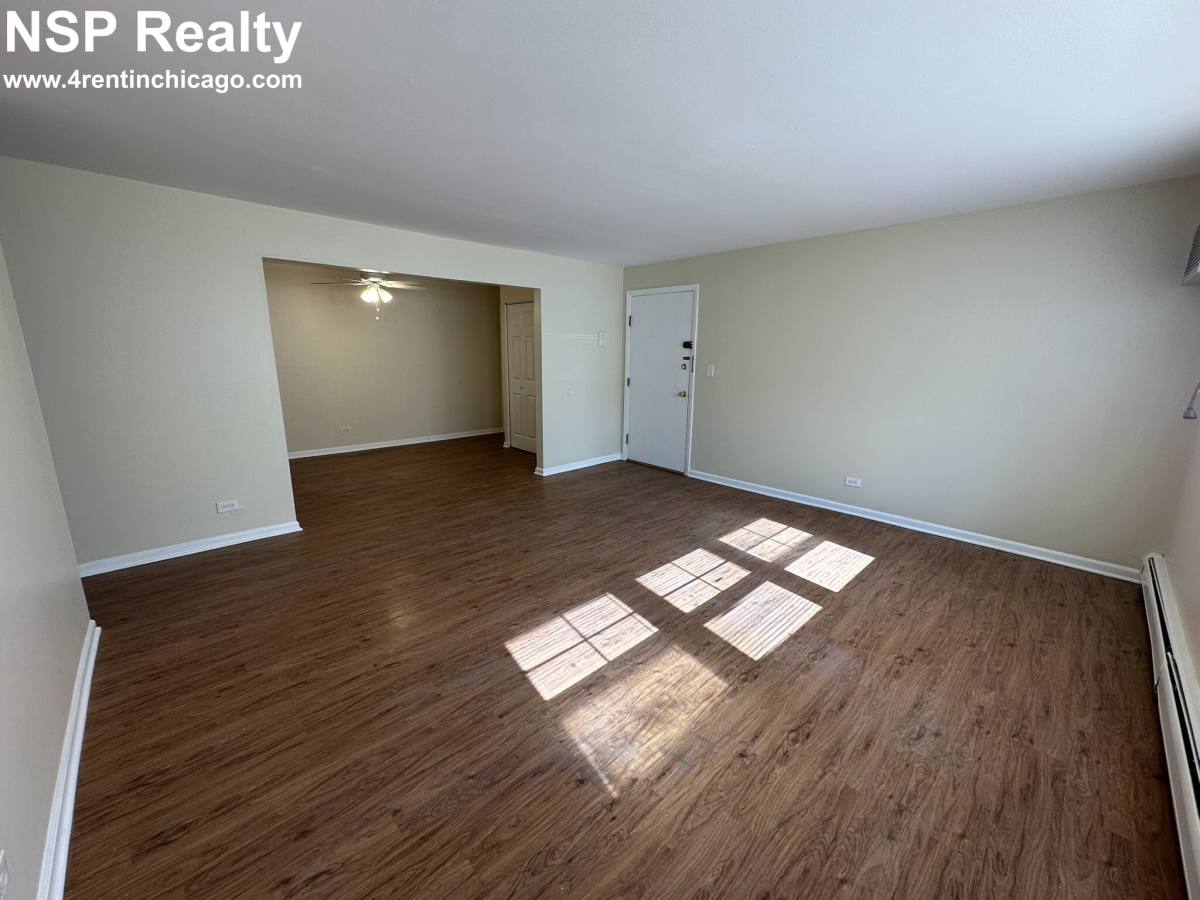 Apartment for rent at 630 Lincoln #104, Addison, IL 60101
