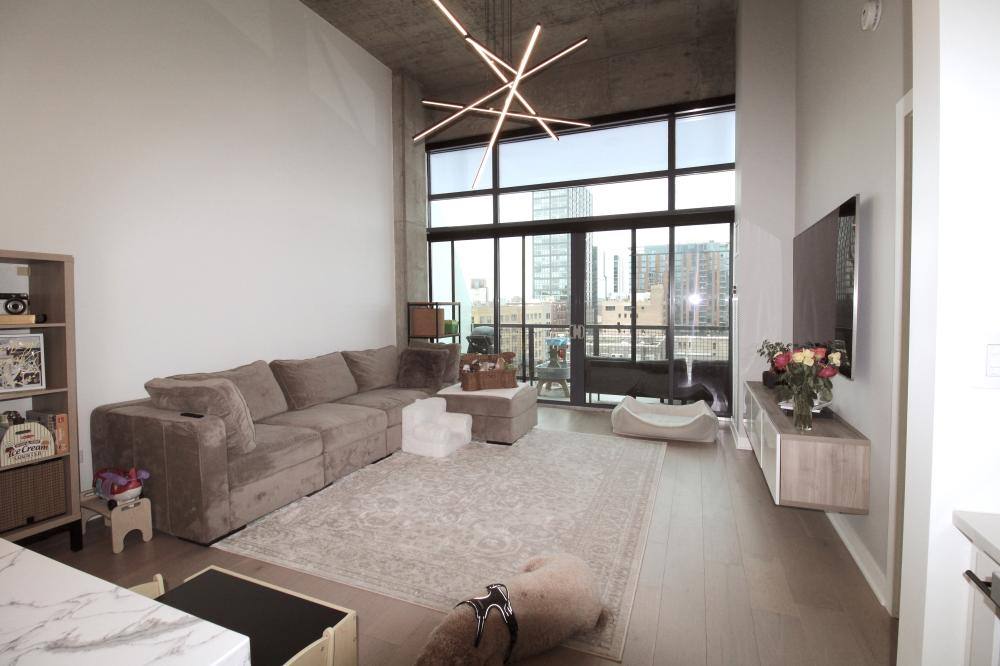 Apartment for rent at 321 S Sangamon St #903, Chicago, IL 60607