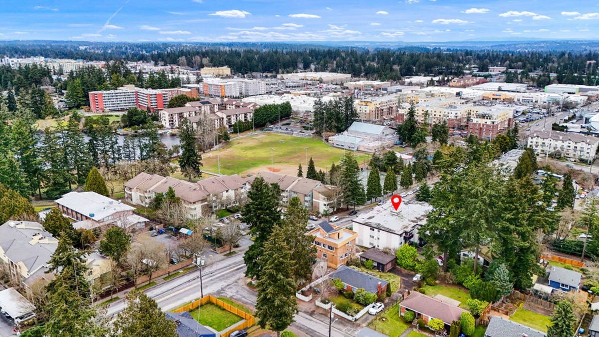 Apartment for rent at 625 N 130th St, Seattle, WA 98133