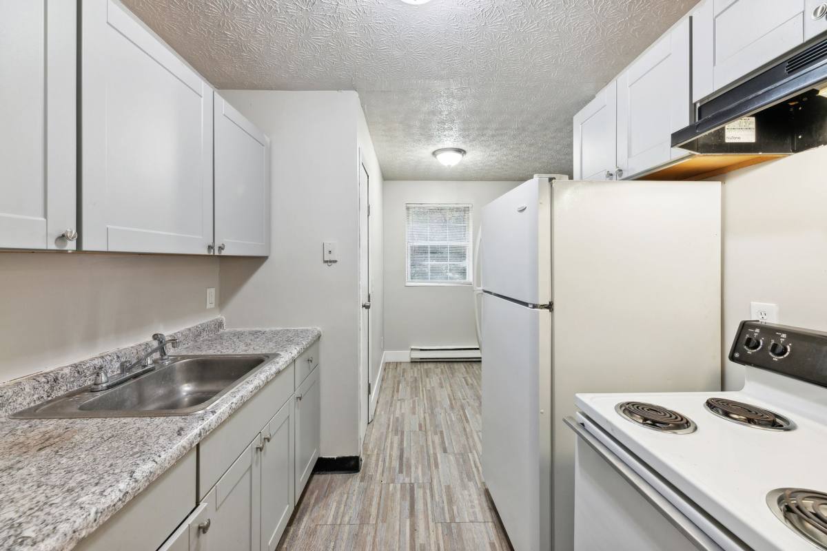 Apartment for rent at 2303 Wyoming Ave, Cincinnati, OH 45214