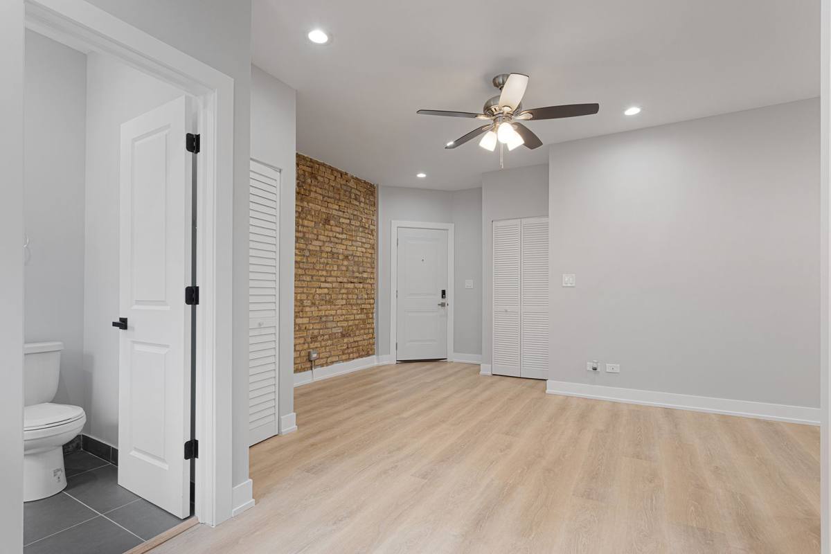 Apartment for rent at 1649-1655 W Jonquil, Chicago, IL 60626