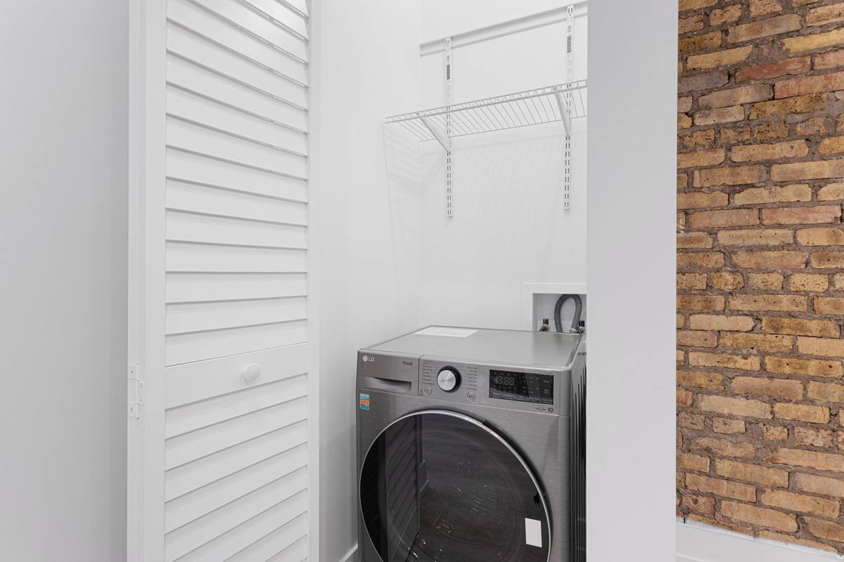 Apartment for rent at 1649-1655 W Jonquil, Chicago, IL 60626