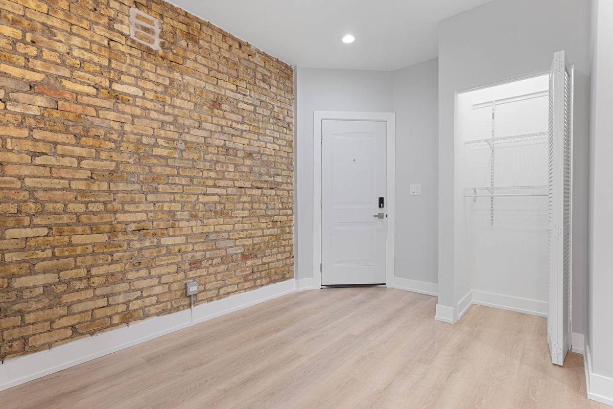 Apartment for rent at 1649-1655 W Jonquil, Chicago, IL 60626