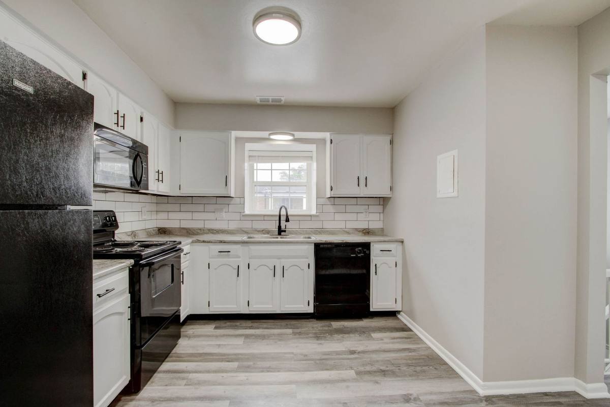 Apartment for rent at 5421 Calder Way, Indianapolis, IN 46226