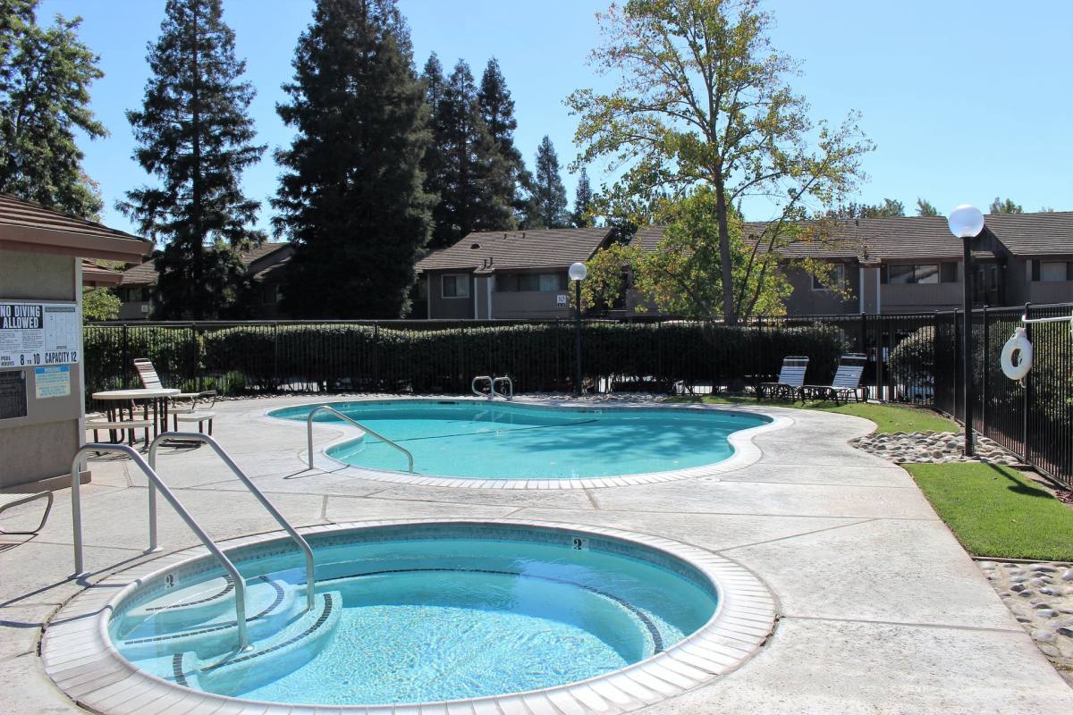 Apartment for rent at 8550 Florin Rd, Sacramento, CA 95828