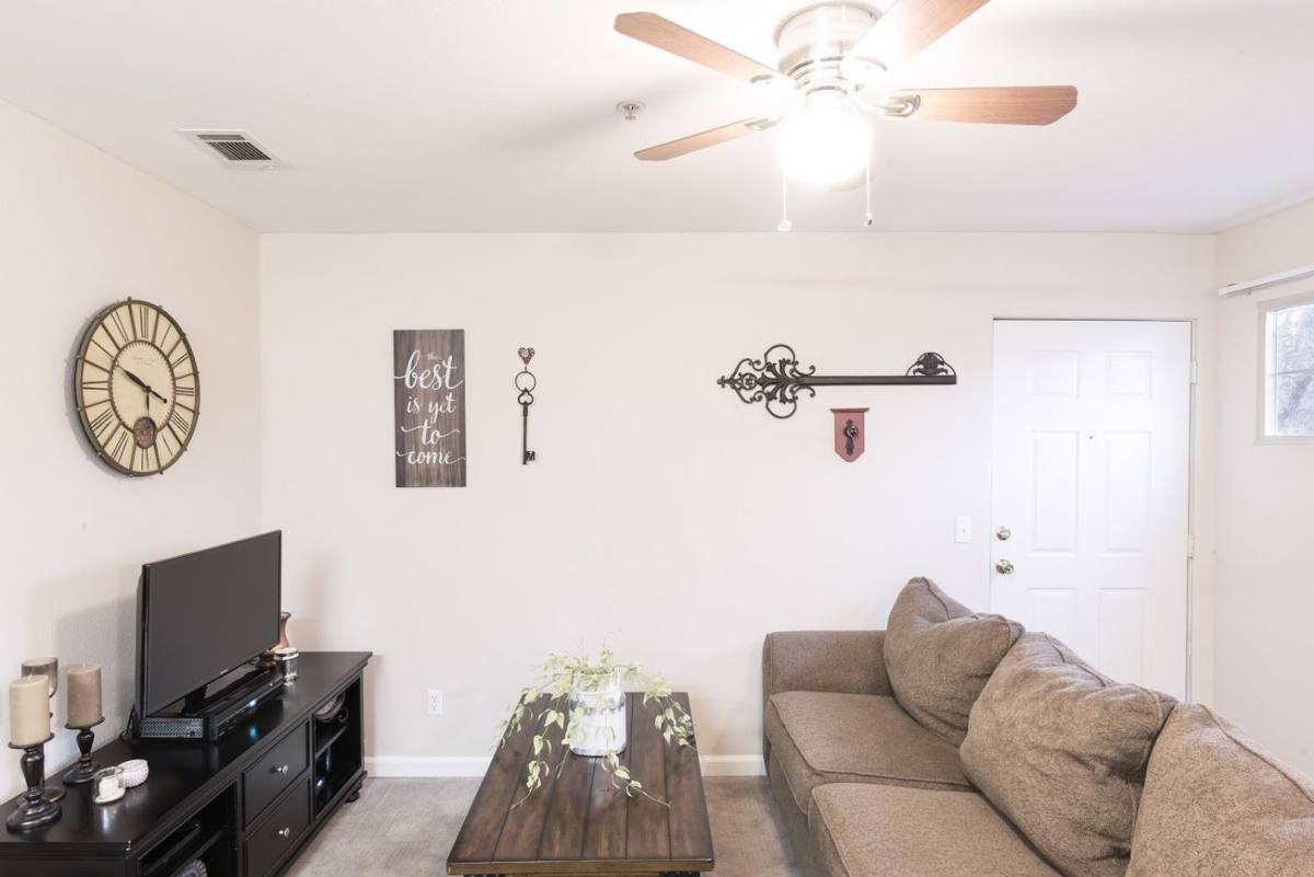 Apartment for rent at 941 Buena Fortuna Circle, Atascadero, CA 93422