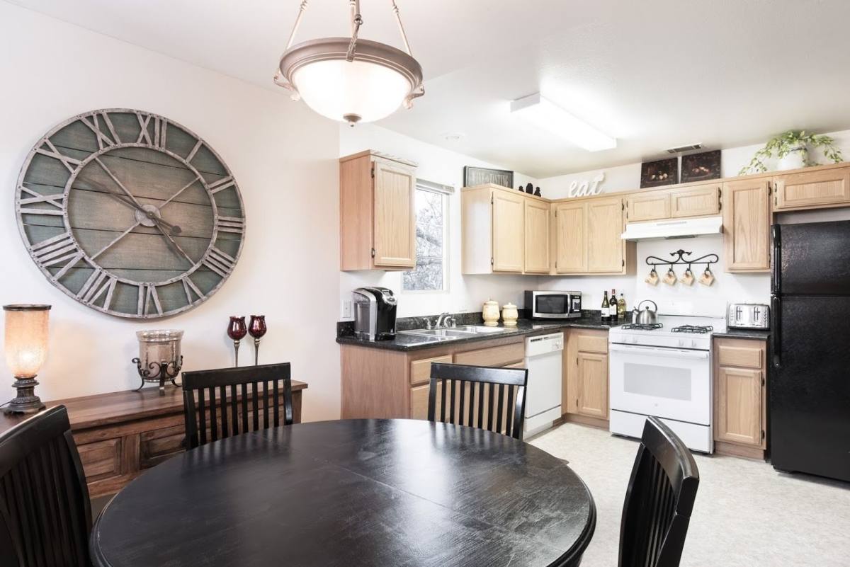Apartment for rent at 941 Buena Fortuna Circle, Atascadero, CA 93422