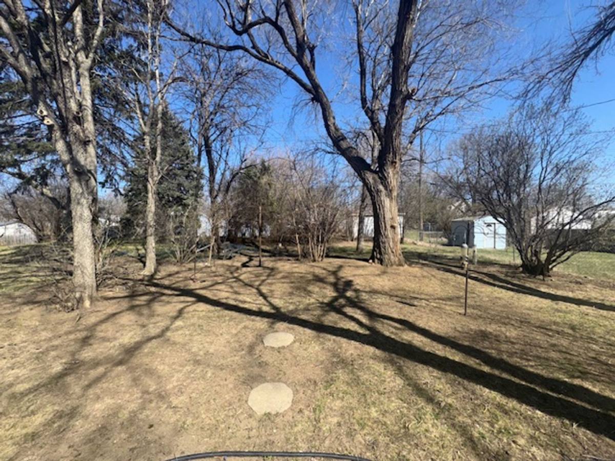 House for rent at 706 S Lake Ave, Sioux Falls, SD 57104