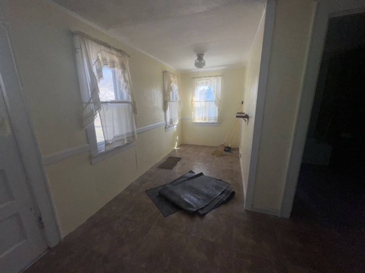 House for rent at 706 S Lake Ave, Sioux Falls, SD 57104