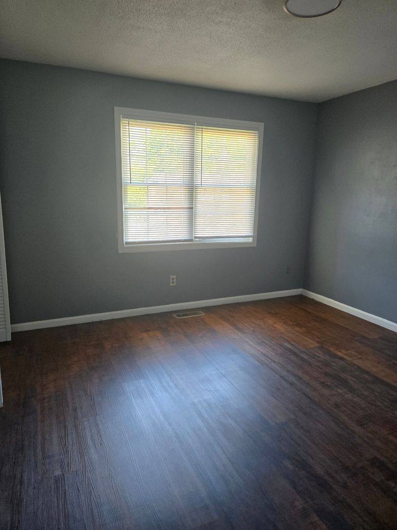 Apartment for rent at 1914 48th St E, Tuscaloosa, AL 35405