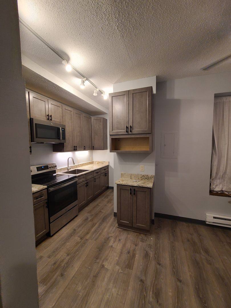 Apartment for rent at 826 10th St S, Minneapolis, MN 55404