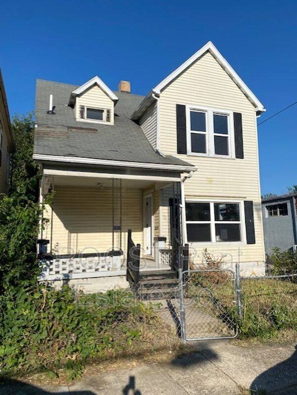 House for rent at 209 N Irwin St, Dayton, OH 45403