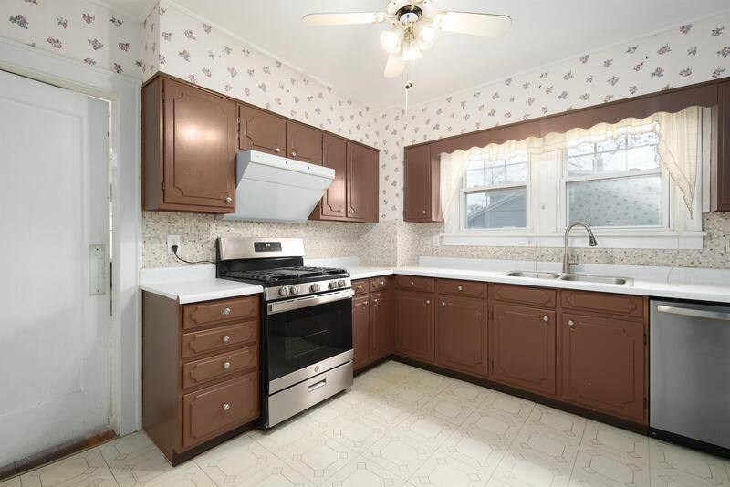 Apartment for rent at 1016 Washington Ave #1, Albany, NY 12203